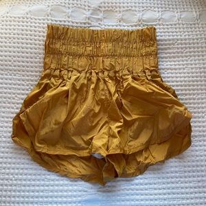 FREE PEOPLE THE WAY HOME SHORTS💛